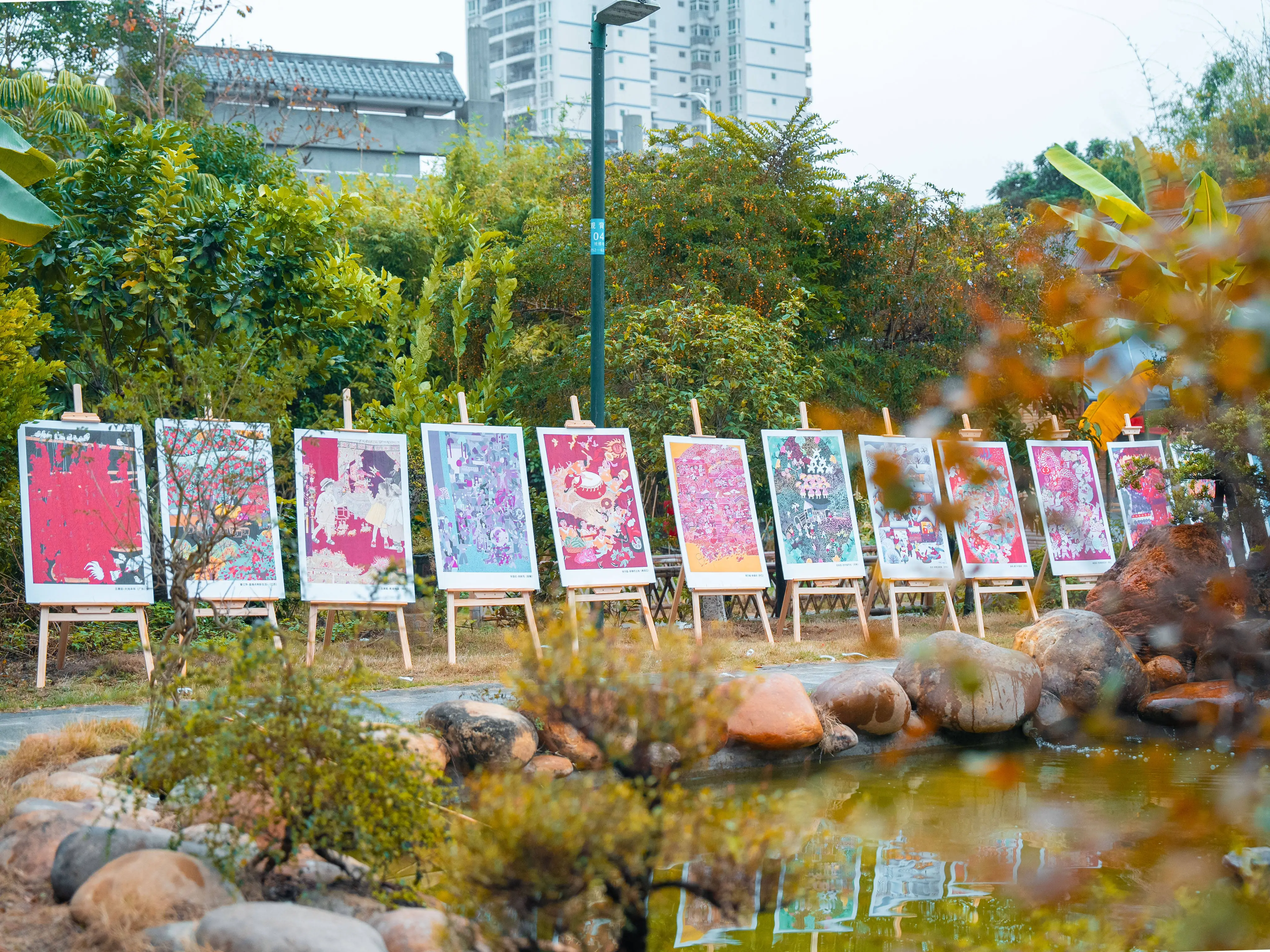 节日手机游戏-节日氛围下的手机游戏：沉浸在童话与年味的世界中